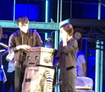 A ROBOT IN THE GARDEN shiki theatre (2)